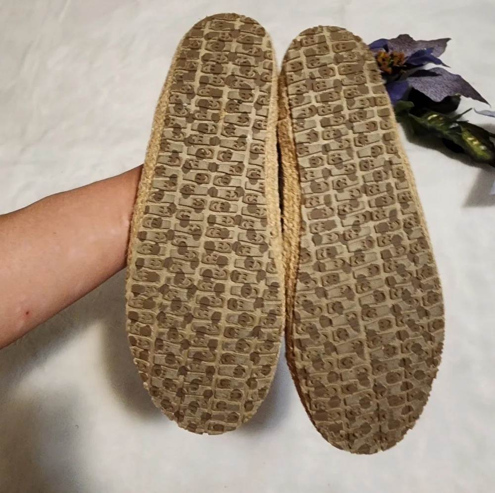 Sanuk shoes for women size 7
